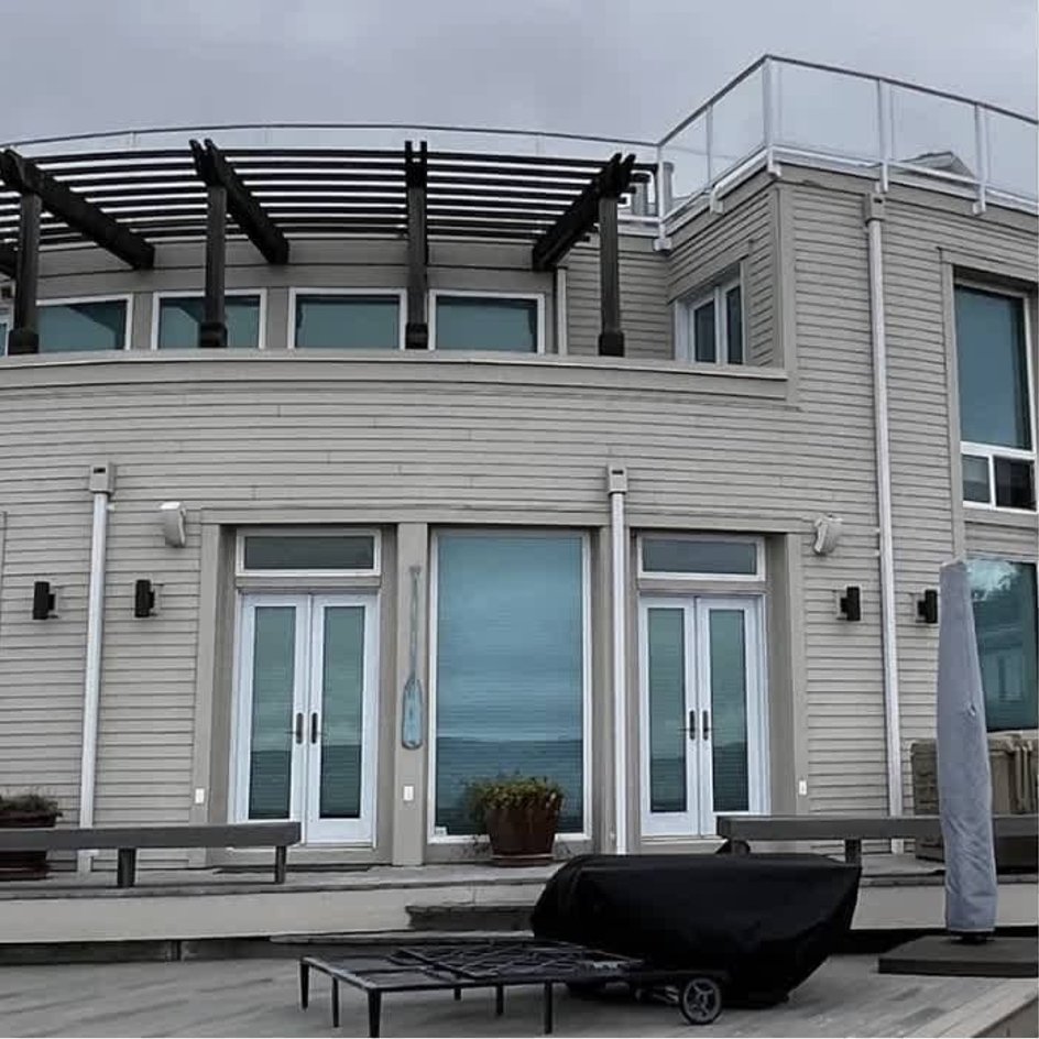 modern home exterior painting Oak Harbor